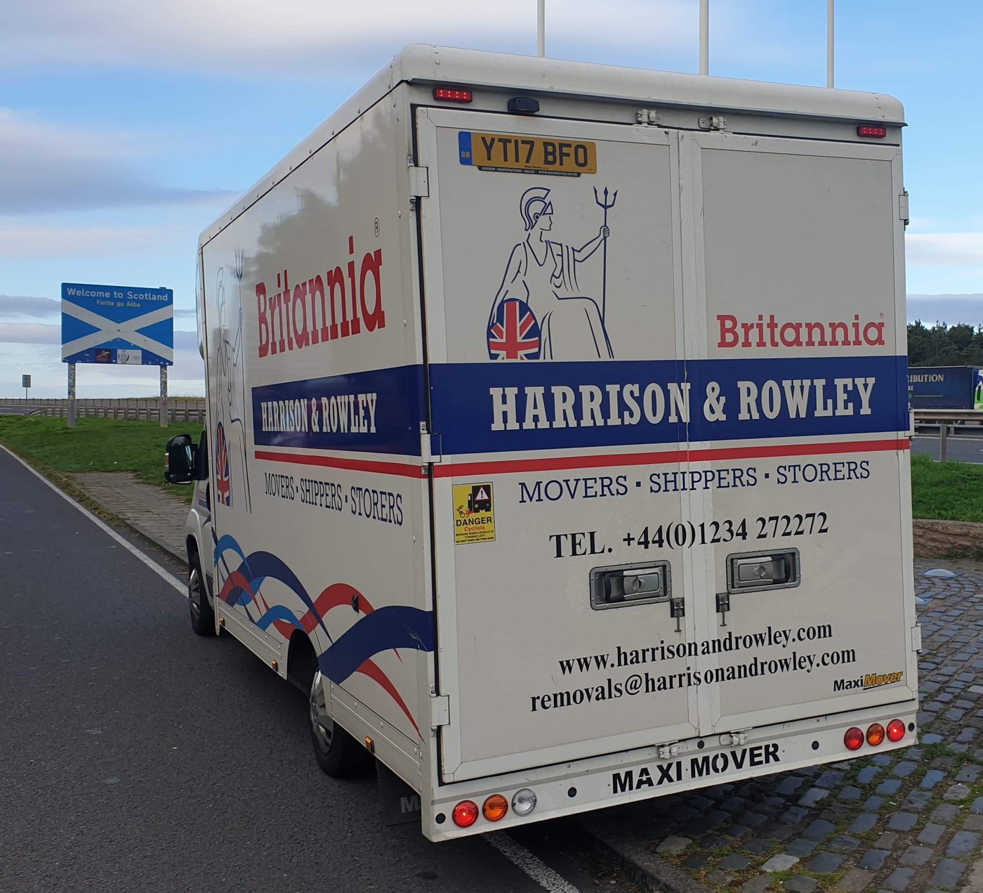 Harrison & Rowley van